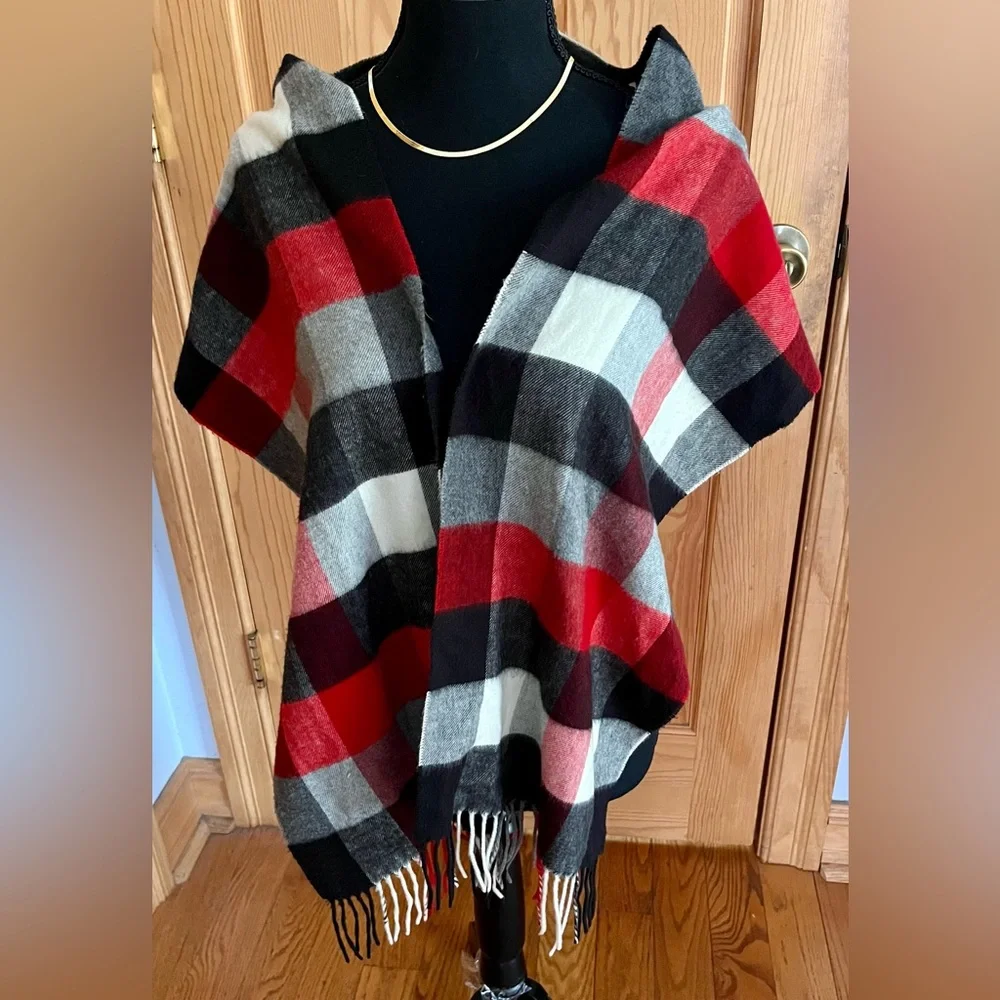 V. FRAAS VTG Cashmink Scarf Red Black Grey Plaid Made in Germany Fringes 70x11